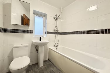 3 bed house, Aston Avenue, Lenton Abbey, Nottingham, NG92SS - Image 6